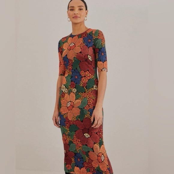 NEW Farm Rio Stitched Flowers Midi Dress size Small - Picture 2 of 12